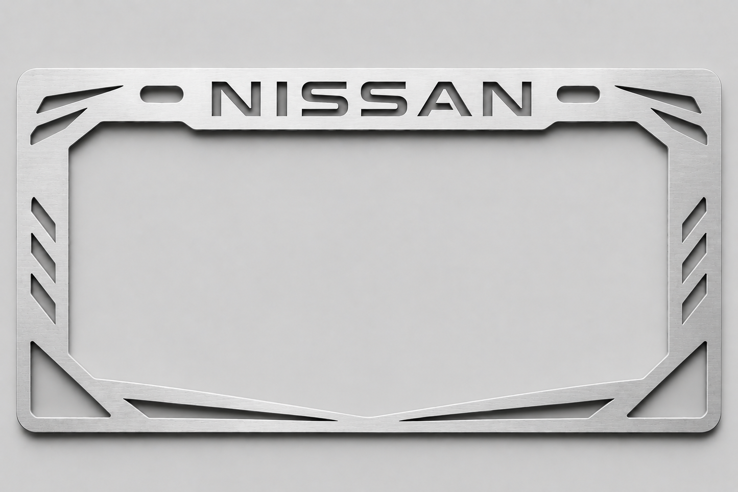 Porta placas NISSAN AGRESIVO